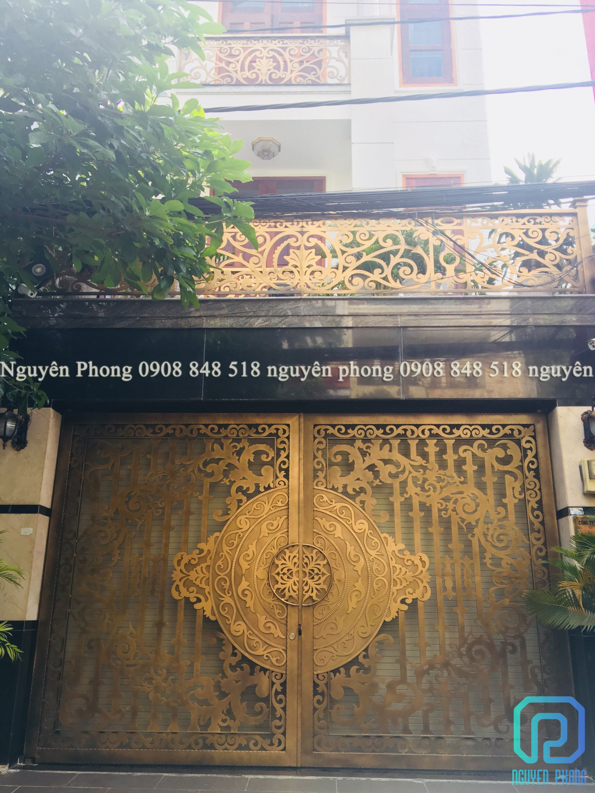 Mẫu cổng sắt CNC hoa văn trống đồng, hoa văn tùng cúc trúc mai đẹp nhất