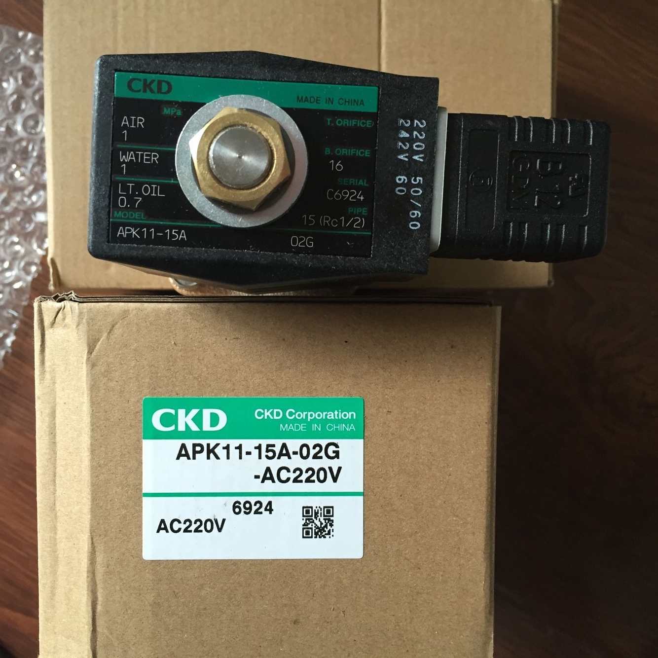 Van điện từ CKD APK11-15A-02G-AC220V