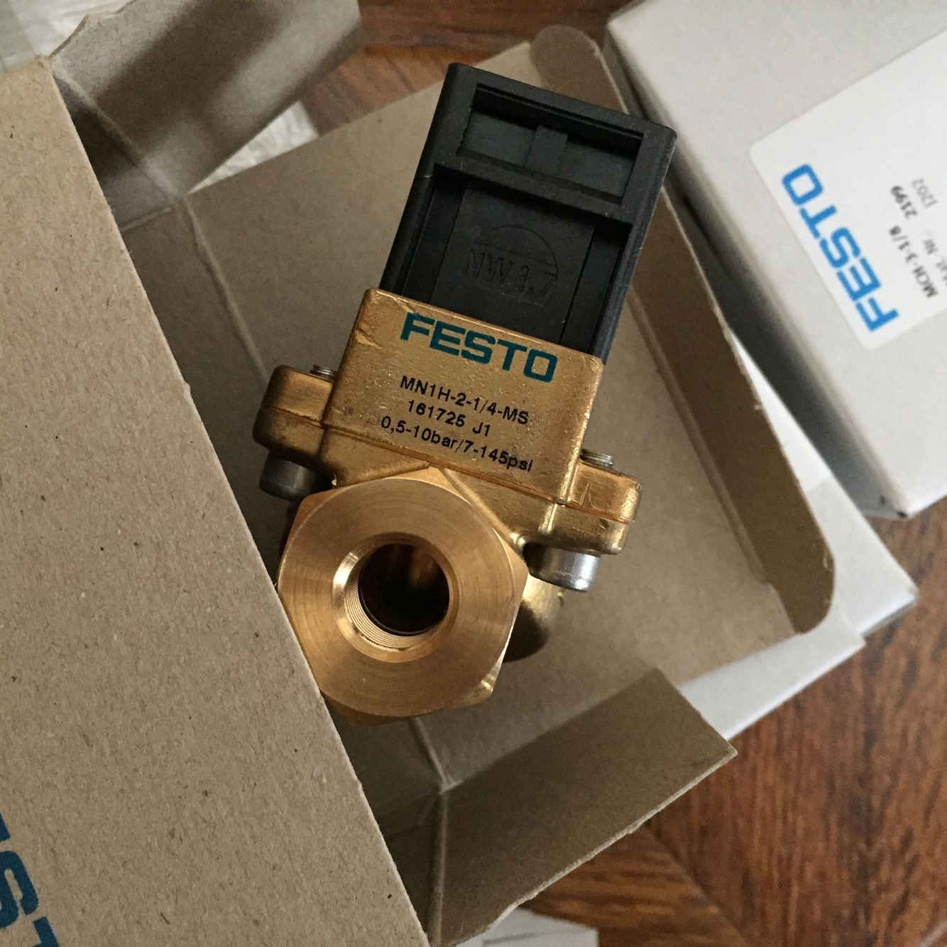 Van FESTO MN1H-2-1/4-MS 161725