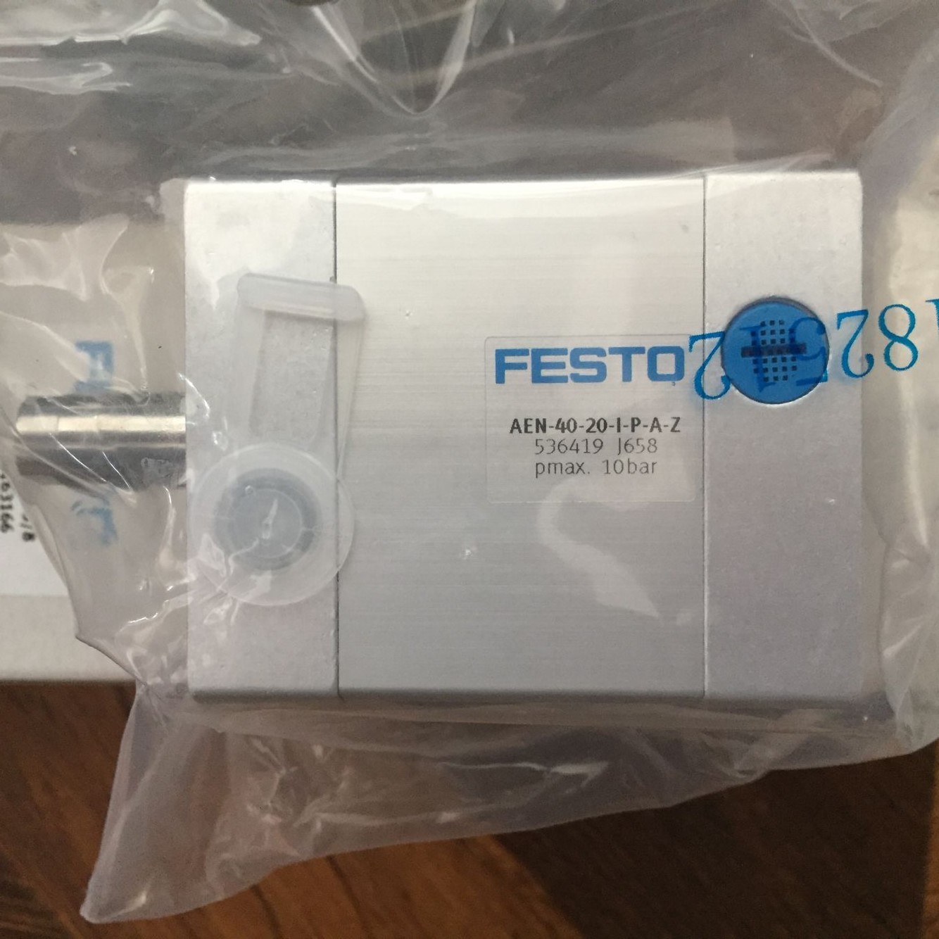 Xy lanh FESTO AEN-40-20-I-P-A-Z 536419