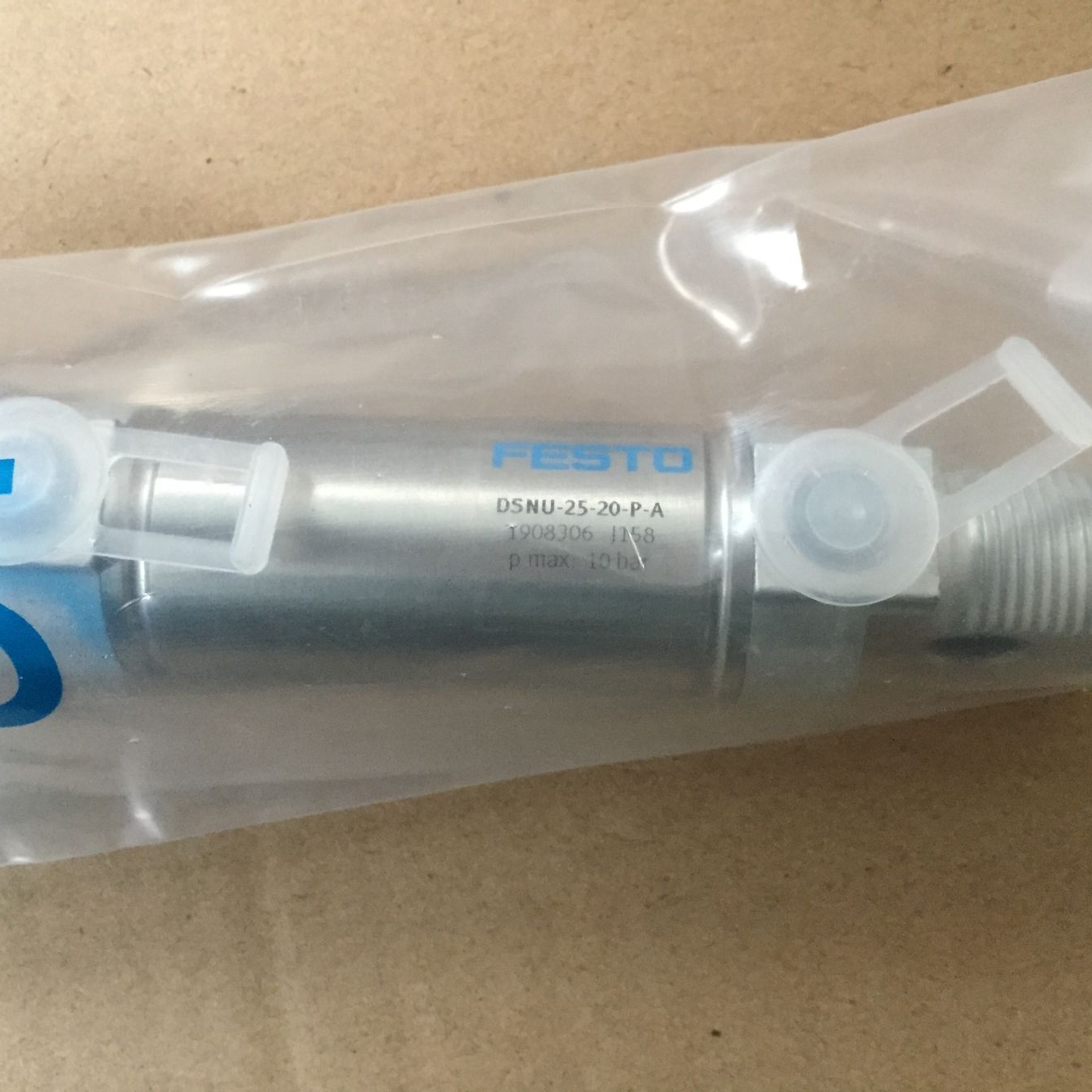 Xy lanh FESTO DSNU-25-20-P-A 1908306