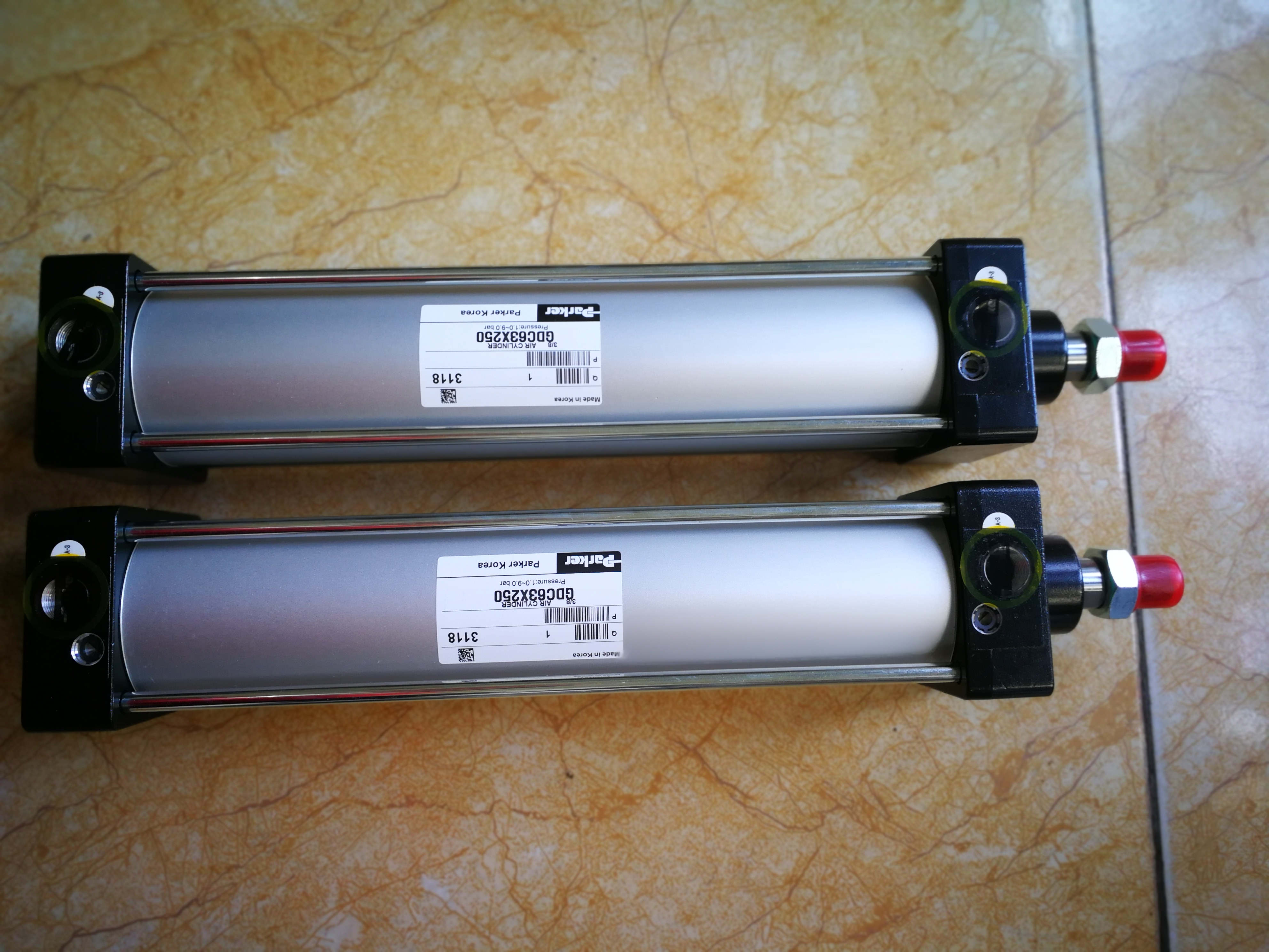 Xi lanh khí nén GDC63x250