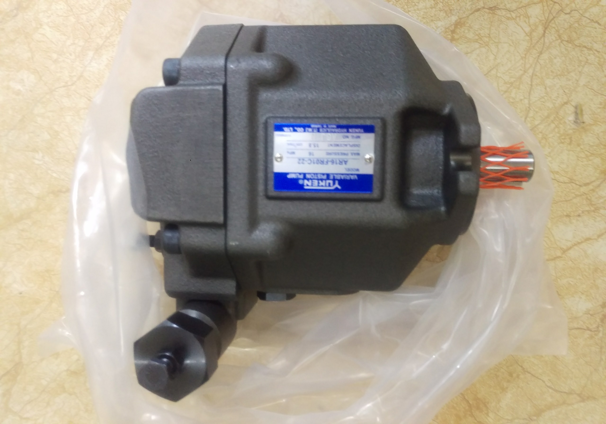 Bơm Piston Yuken AR16-FR01C-22 (AR series)