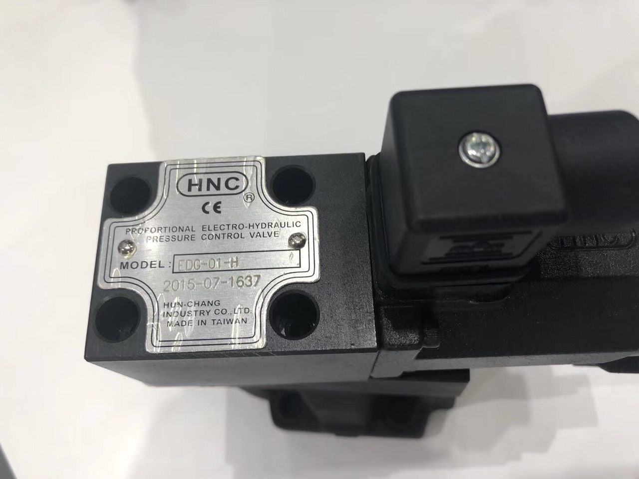 Van thủy lực HNC EDG-01-H