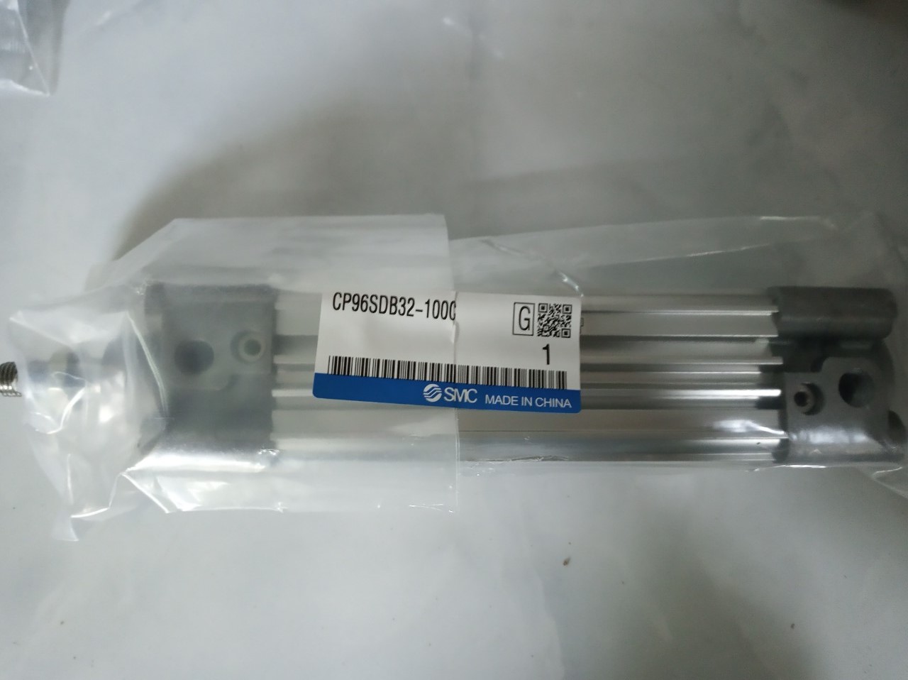 xy lanh SMC CP96SDB32-100C