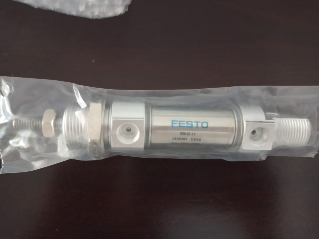 Xylanh FESTO DSN20-15
