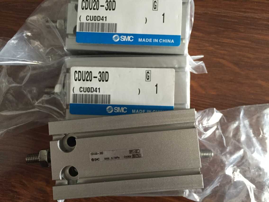 Xylanh SMC CDU20-30D
