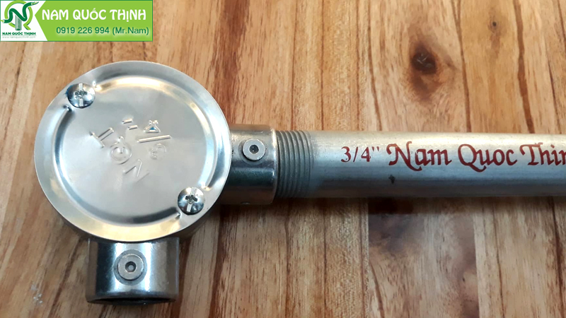 Hộp nối 2 ngã vuông ống thép luồn dây điện ren IMC 3/4