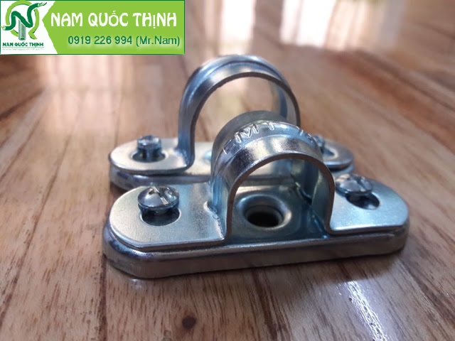Kẹp giữ ống có đế dùng cho ống thép luồn dây điện EMT