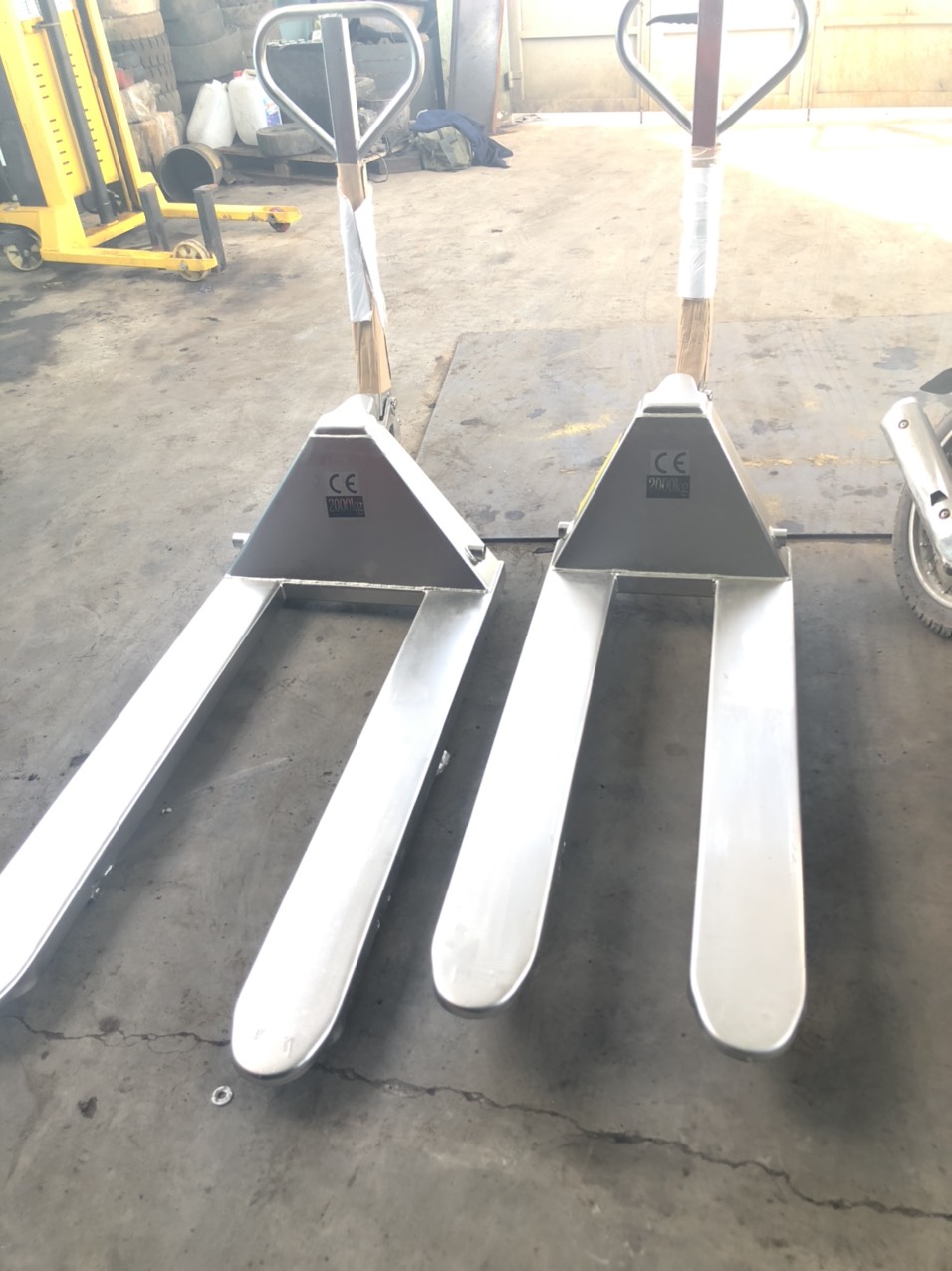 Xe nâng tay Inox