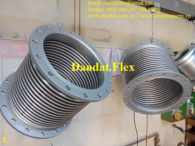Khớp giãn nở mặt bích inox