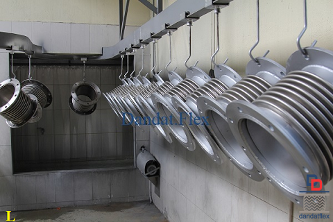 Khớp giãn nở nhiệt inox - khớp nối giãn nở