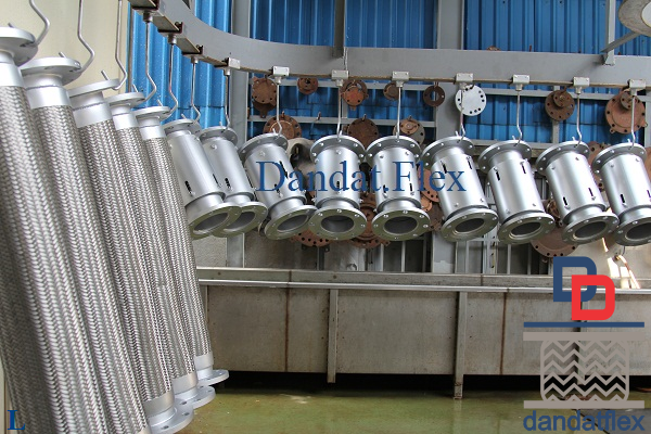 Khớp nối mềm chống rung mặt bích inox