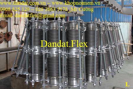 Khớp nối mềm inox 304 nối mặt bích