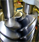 BÁN NHÔNG MÁY NÉN KHÍ