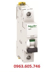 Cầu dao tự động Schneider A9K27132