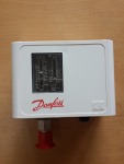 Thiết bị kiểm tra áp suất Danfoss: KP36 (2-14kg)