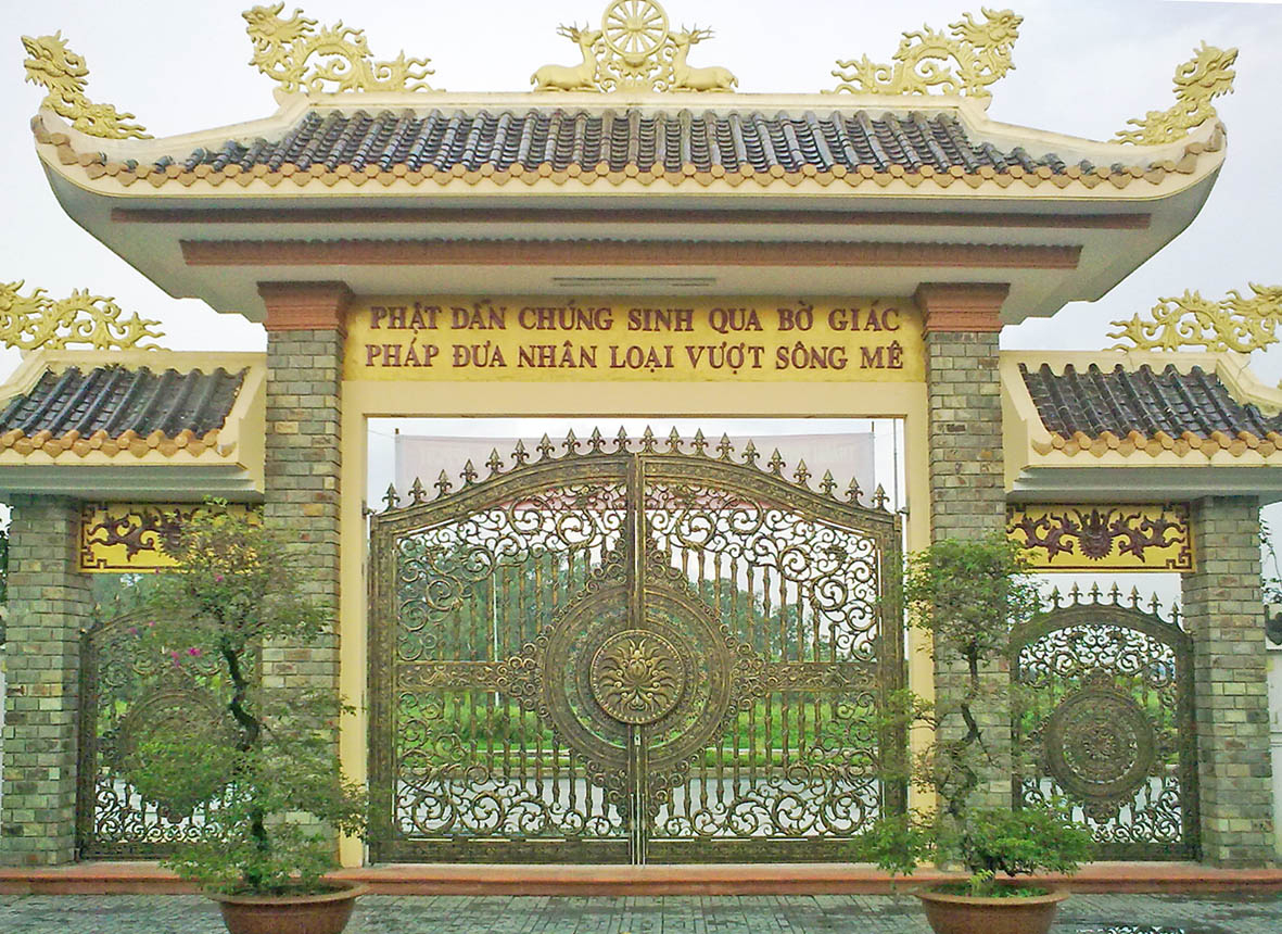 cua cong hop kim nhom duc dac tron bo G035M5