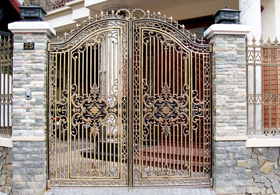 cua cong hop kim nhom duc dac tron bo G033M1